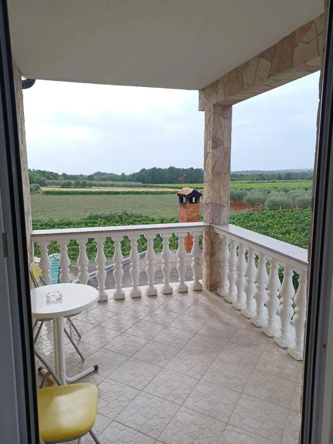 Apartments Vesna Nova Vas  0*, Nova Vas (Porec) Kroatië