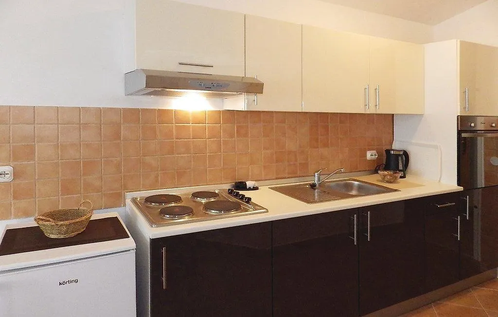 Apartments Vesna Nova Vas  0*, Nova Vas (Porec) Kroatië
