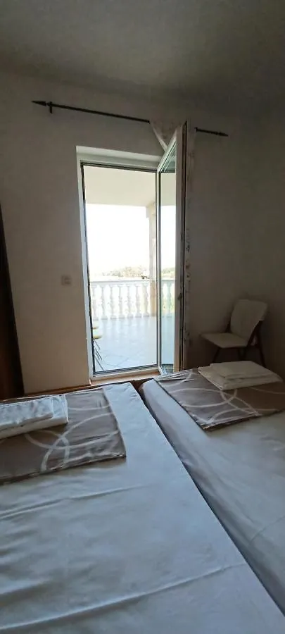 Apartments Vesna Nova Vas  Croatia