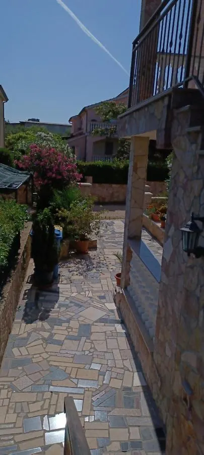 Apartments Vesna Nova Vas  Croatia